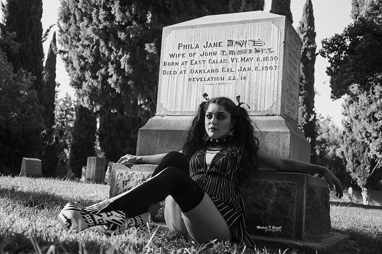 janice_cemetary6_bw_lowres