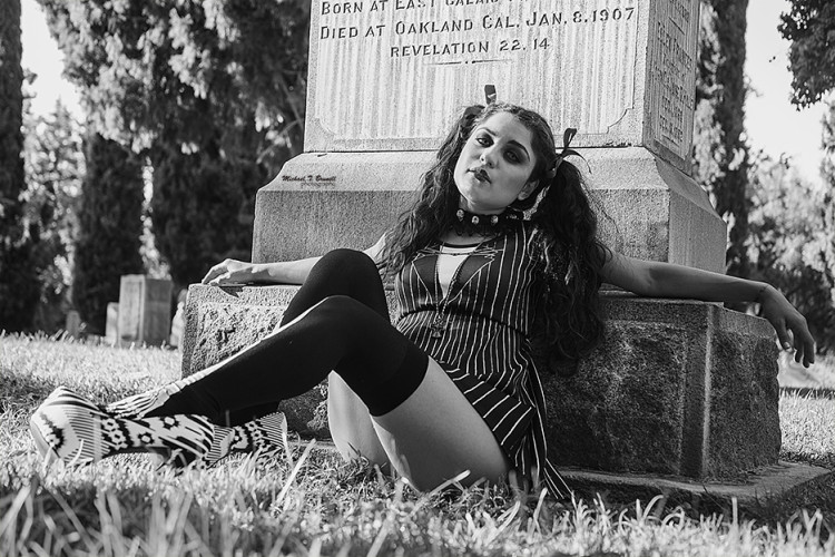 janice_cemetary7_bw_lowres