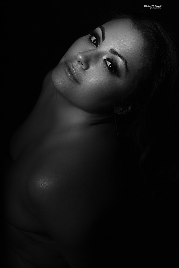 kelley_nude2_b&w_lowres