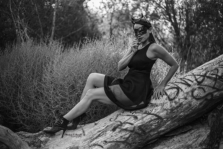 megan_catwoman_b&w15_lowres