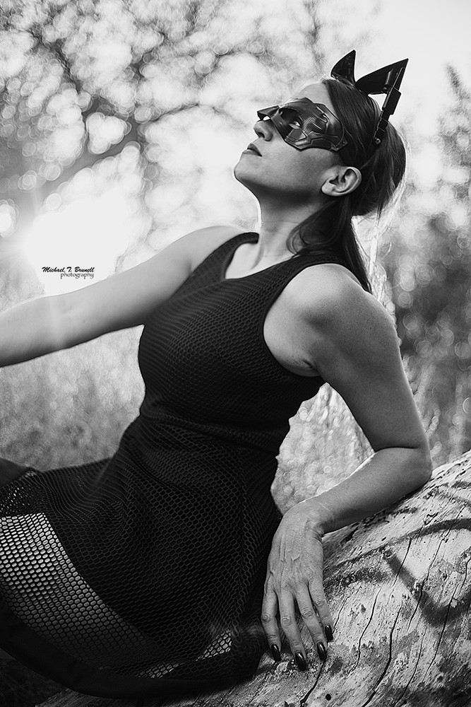 megan_catwoman_b&w16_lowres